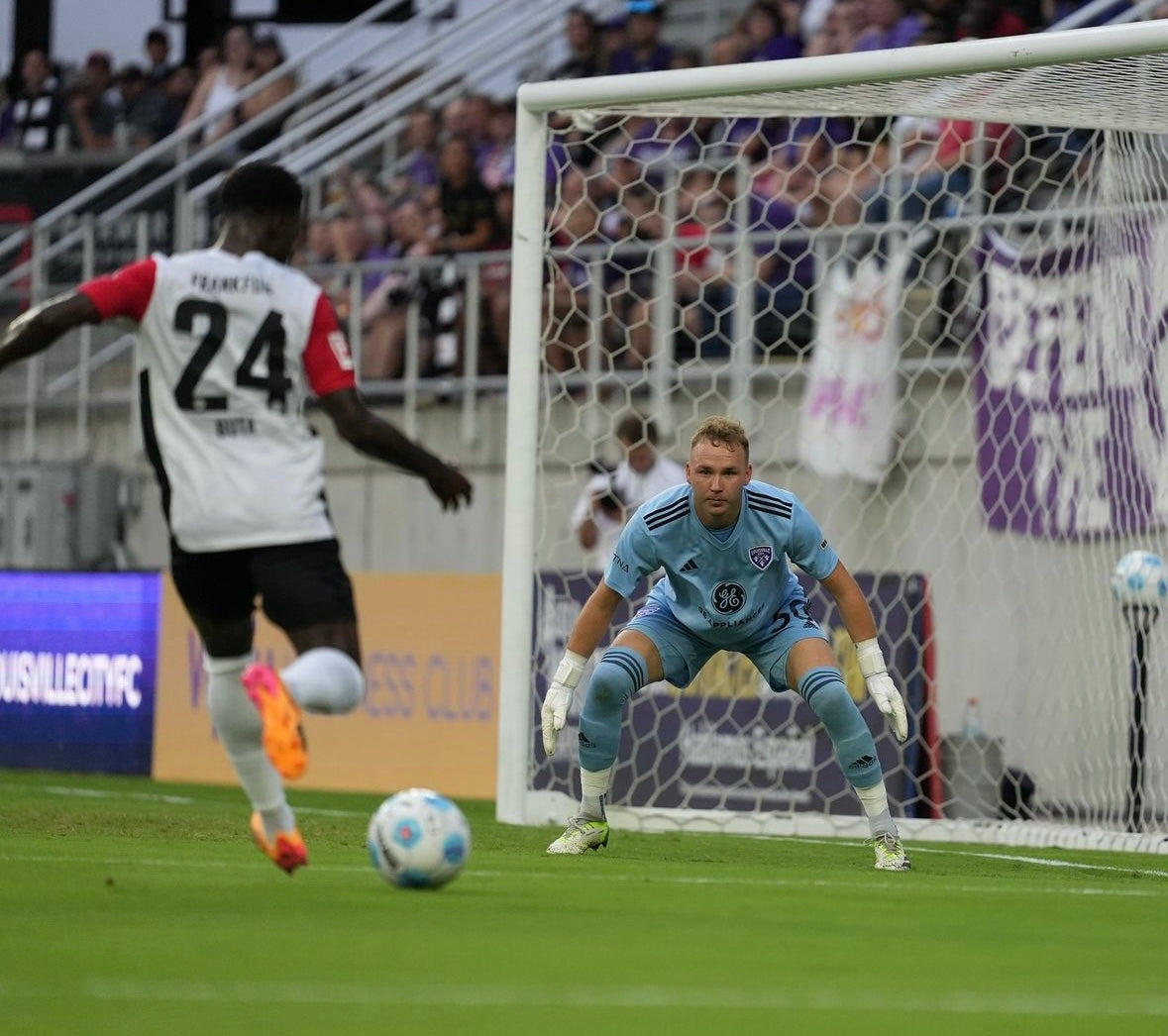 ryan troutman, louisville city fc, usl championship, set gk, set gk gloves, setgk team, best goalkeeper gloves